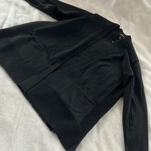 🌸 APT. 9 Sweater | Medium | Black